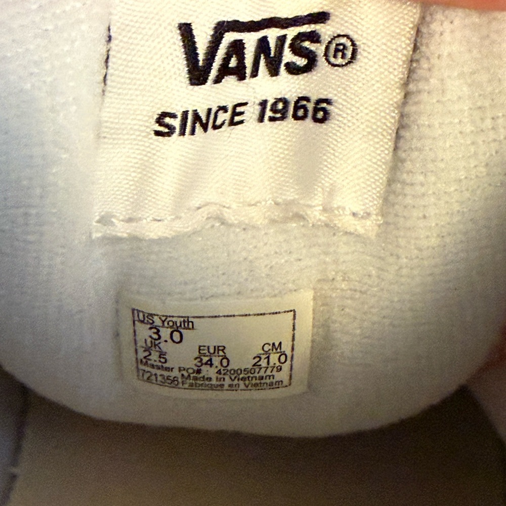 VANS girls Grade School Knu Skool Shoes - Picture 13 of 16